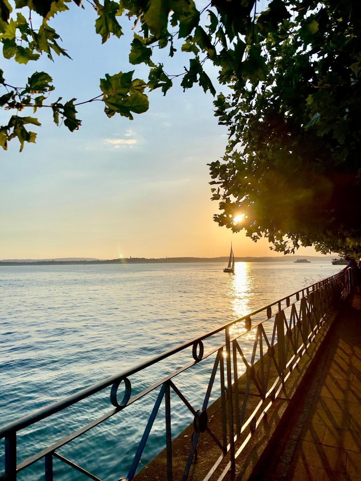 Gaestehaus Am Hafen เมียร์สบวร์ก ภายนอก รูปภาพ